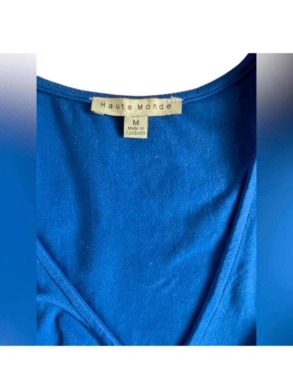 Haute Monde blue v-neck bell sleeve crop top women’s medium - Picture 3 of 3
